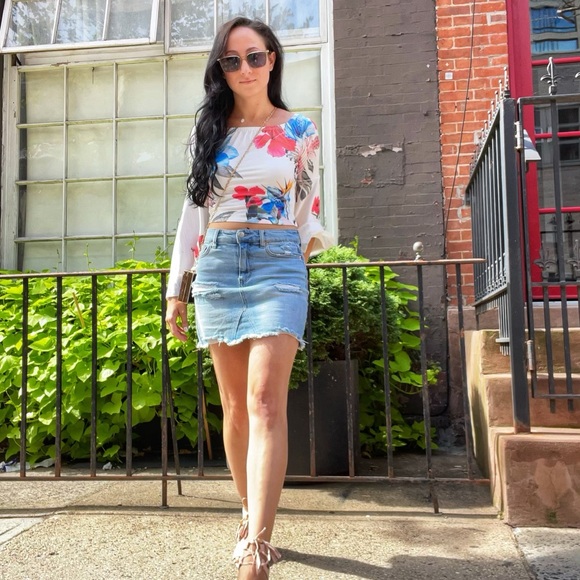 Meet your Posher, Alexa - Picture 1 of 1